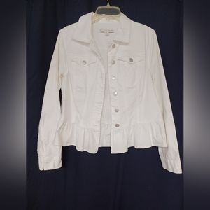 Old Navy white denim/Jean jacket. Size L.